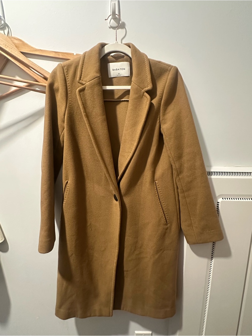 Aritzia Babaton Camel Coat XS